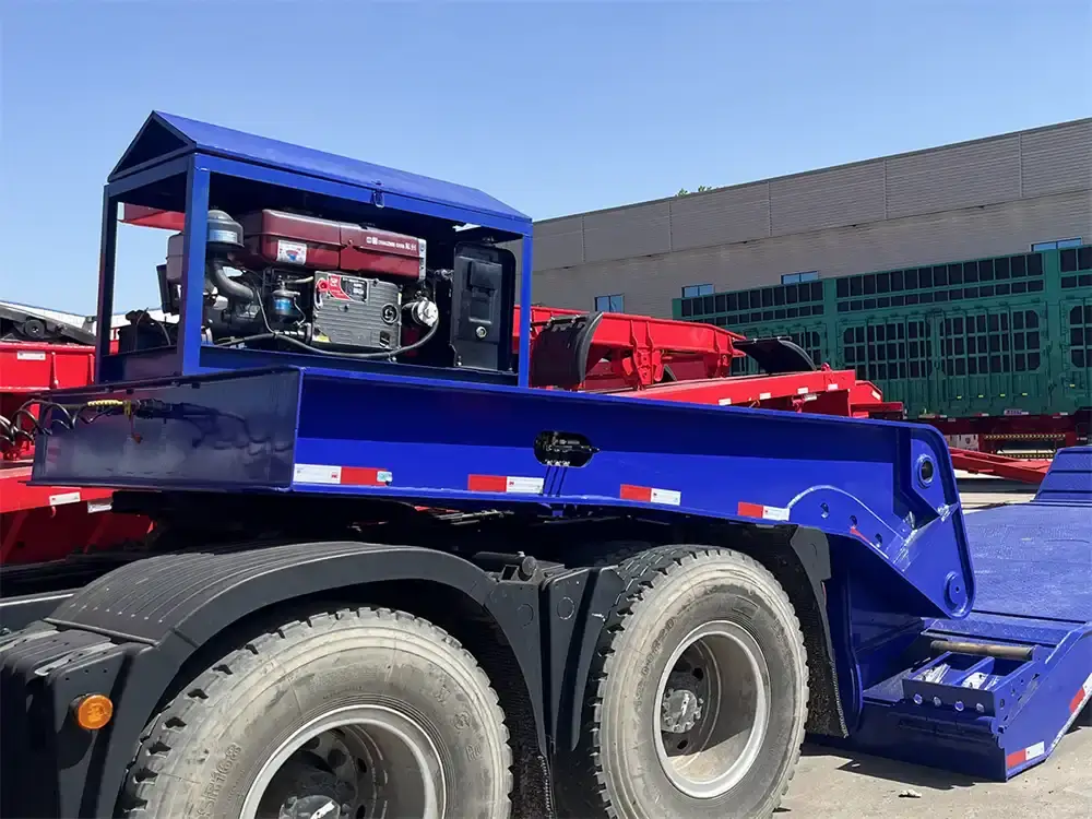 Hydraulic Detachable Gooseneck Close-Up