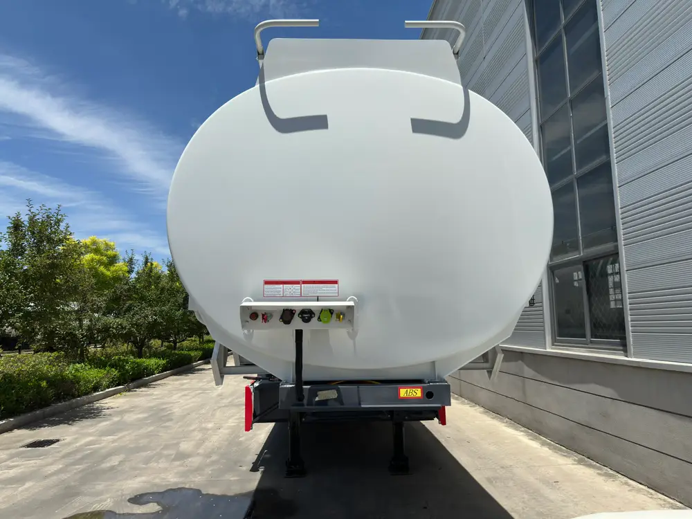 3 Axle 40000L 4 Compartment Fuel Tanker Semi Trailer