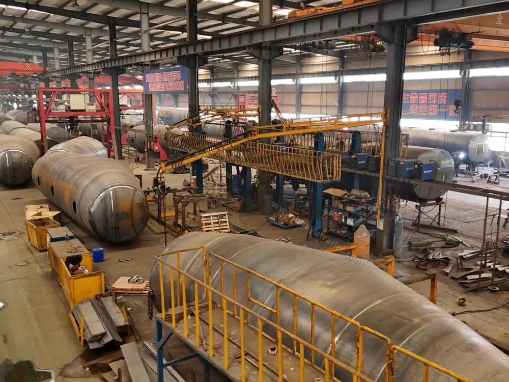 Tank trailer production area
