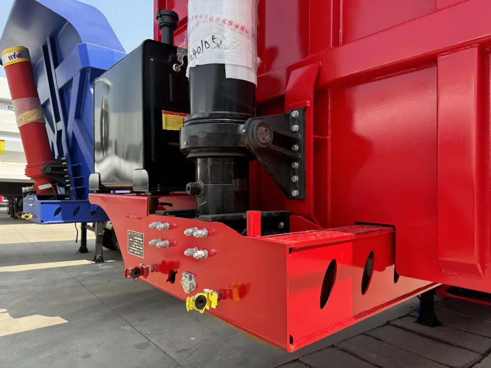 Telescopic tipping cylinder and hydraulic valve close-up