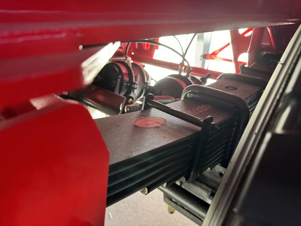 Mechanical multi-leaf spring suspension pack