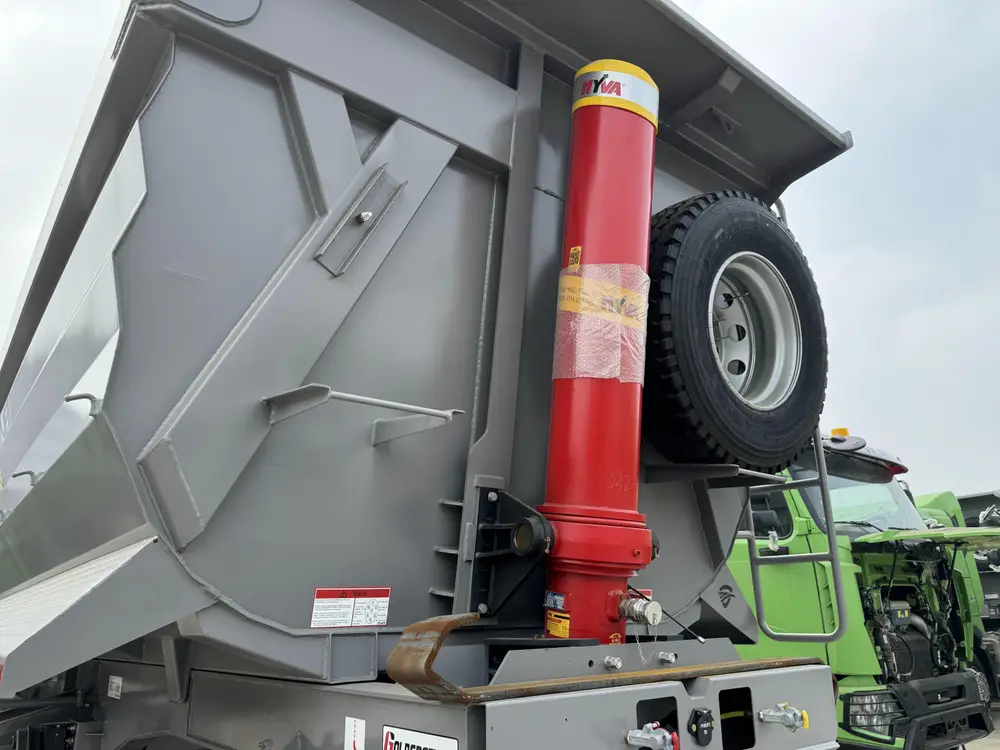 4 axle dump trailer HYVA front mount telescopic cylinder with spare tire and ladder