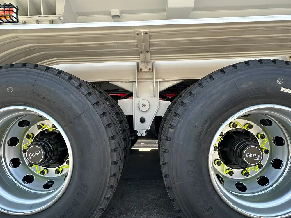 4 Axle Wear-Resistant Steel Tipper Semi Trailer